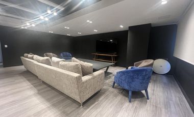 Amplio 2 ambientes con seguridad y amenities. Apto Profesional.