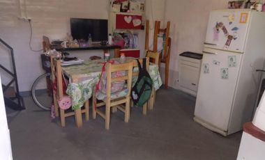 Complejo de departamentos en venta - 6 UFs - Neuquen