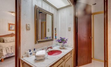 Venta magnifica casa en La Herradura (R)