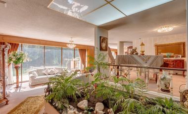 Venta magnifica casa en La Herradura (R)