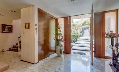 Venta magnifica casa en La Herradura (R)