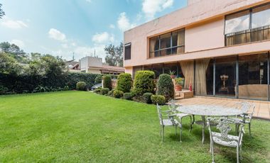 Venta magnifica casa en La Herradura (R)