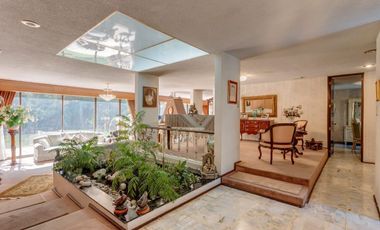 Venta magnifica casa en La Herradura (R)