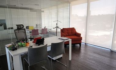 VENTA O RENTA OFICINA EN PASAJE INTERLOMAS (R)