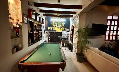 Se vende bonita casa en Colonia Itzimná a 3 cuadras de Paseo de Montejo.