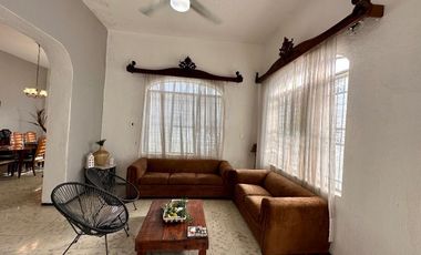 Casa colonial amueblada en renta en el centro de Mérida.