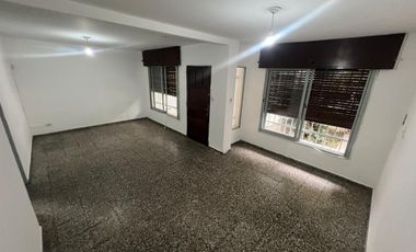 Alquiler de Casa 4 dormitorios con pileta  en  San Vicente Disponible julio 2025