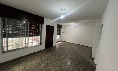 Alquiler de Casa 4 dormitorios con pileta  en  San Vicente Disponible julio 2025