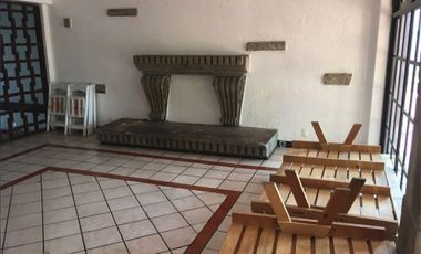 Casa Lomas de Tarango, Casa en condominio con amenidades, en venta