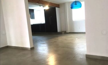 Casa Lomas de Tarango, Casa en condominio con amenidades, en venta