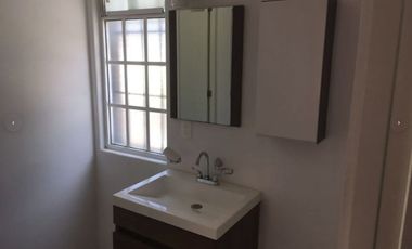 Casa Lomas de Tarango, Casa en condominio con amenidades, en venta