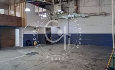 Renta de Bodega con Oficinas de 450m2 en Plaza Echegaray