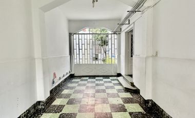 RENTA CASA DE EPOCA ADECUADA PARA OFICINAS EN ROMA SUR