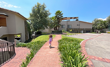 Casa en venta en Puerta del Lago, Valle de Bravo