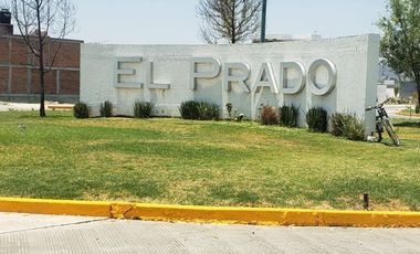 Casa en Fracc Prado, atrás de Plaza Prado Tarímbaro