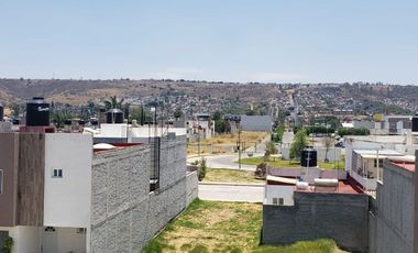 Casa en Fracc Prado, atrás de Plaza Prado Tarímbaro