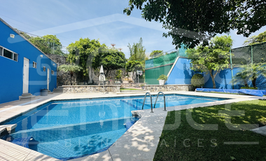 Casa en Fraccionamiento en Huertas del Llano, Jiutepec, Morelos CAEN-Di-1153-Fr