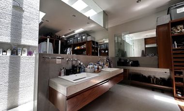 Casa en Venta en Av. Universidad - Puerta del Bosque 9C