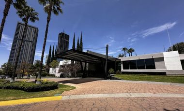 Casa en Venta en Av. Universidad - Puerta del Bosque 9C