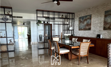 Garden house en Residencial La Amada Beach front