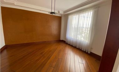 Quito Tenis, Departamento en Renta, 214m2, 4 Habitaciones