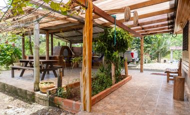 El Tena, Terreno en Venta, 6.8 Hectáreas , Construcción de 150m2