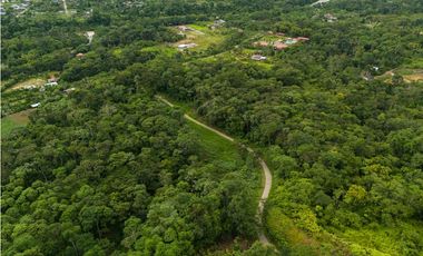 El Tena, Terreno en Venta, 6.8 Hectáreas , Construcción de 150m2