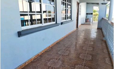 ALQUILO CASA COMERCIAL EN LA CHORRERA PLAZA LIBERTADORES 140MTS
