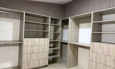 CASA EN ALTOS DE PANAM REMODELADA  AMOBLADA 4REC 4B 275M2