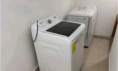 CASA EN ALTOS DE PANAM REMODELADA  AMOBLADA 4REC 4B 275M2