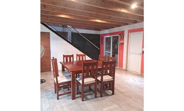 Hermosa casa sobre 2 terrenos en la mejor zona de Fontana