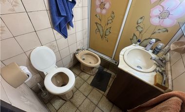 VENTA PH 3 AMB CON LAVADERO Y TERRAZA. CASTAÑARES 5400, V LUGANO. CABA