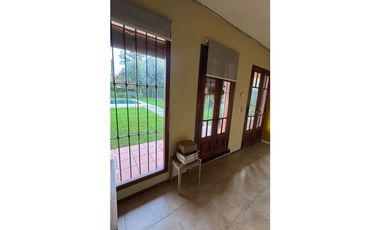 VENTA CASA QUINTA BARRIO HOSTERIA