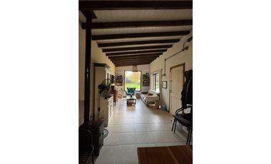 VENTA CASA QUINTA BARRIO HOSTERIA