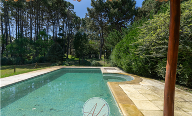 CASA EN COSTA ESMERALDA | DEPORTIVA AL 200