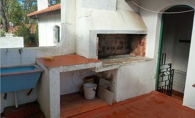 DUPLEX EN MUY BUENA UBICACION (ACEPTAN PERMUTA Y FINANCIACION)