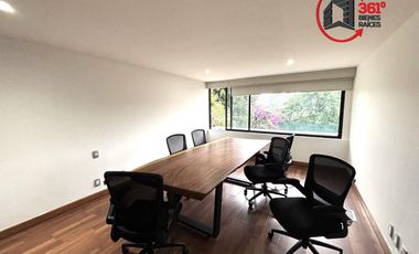 Casa para Oficina en Lomas de Chapultepec, CD. MX.