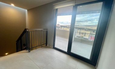 Linda Casa en Renta en Campanario Norte con Roof y Terreno excedente