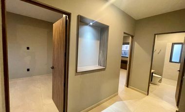 Linda Casa en Renta en Campanario Norte con Roof y Terreno excedente