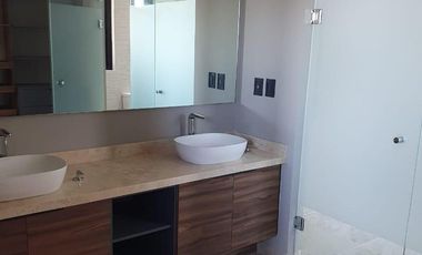 Linda Casa en Renta en Campanario Norte con Roof y Terreno excedente