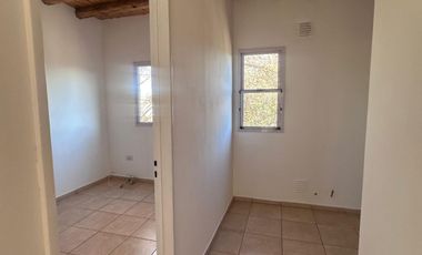 Dúplex en alquiler de 2 dormitorios c/ cochera en Maipú