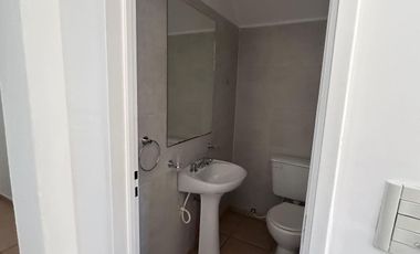 Dúplex en alquiler de 2 dormitorios c/ cochera en Maipú