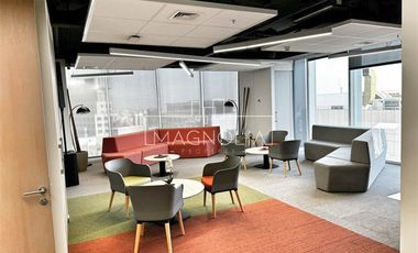 Oficina en Arriendo en A pasos del MUT, Metro Tobalaba, Metro El Golf