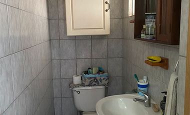 Casa en Venta en Santa Rosa paradero 22 y 1/2 una cuadra hacia cordillera. frente a Capilla Los Misioneros