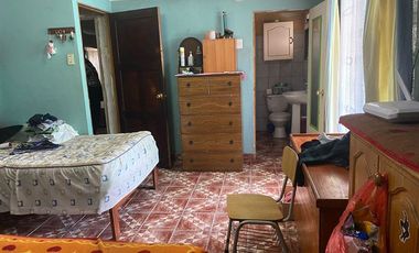 Casa en Venta en Santa Rosa paradero 22 y 1/2 una cuadra hacia cordillera. frente a Capilla Los Misioneros
