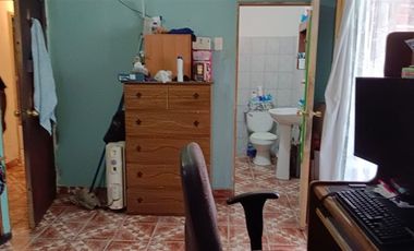 Casa en Venta en Santa Rosa paradero 22 y 1/2 una cuadra hacia cordillera. frente a Capilla Los Misioneros