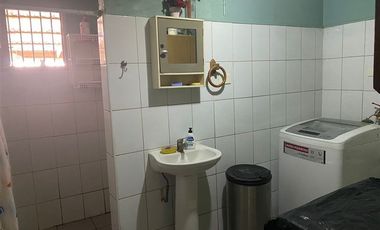 Casa en Venta en Santa Rosa paradero 22 y 1/2 una cuadra hacia cordillera. frente a Capilla Los Misioneros