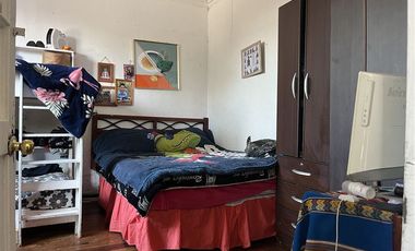 Casa en Venta en Propiedad Gran Terreno con Tres propiedades, Recoleta