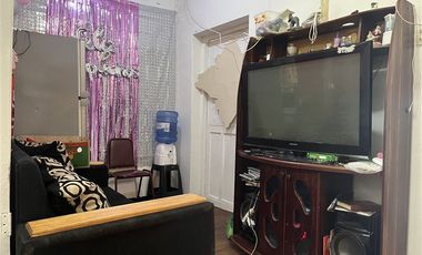 Casa en Venta en Propiedad Gran Terreno con Tres propiedades, Recoleta