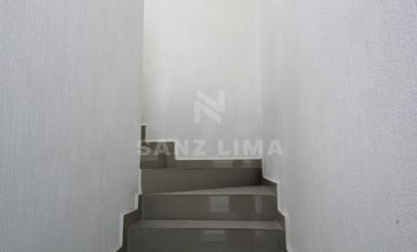 Residencial Santa Maria: Casa en venta con jardín, jacuzzi y terraza.